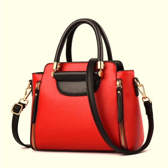 Purse - Picture 1 of 1